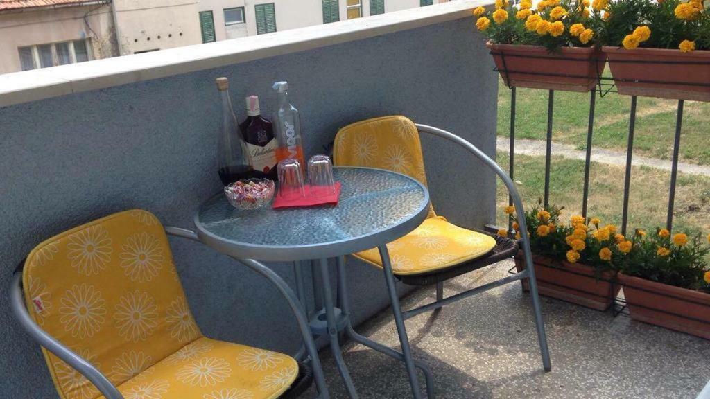 Apartment Ines Sinj Eksteriør billede